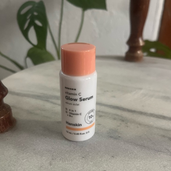 ✨$3 Hanskin Vitamin C Glow Serum mini - Picture 1 of 1